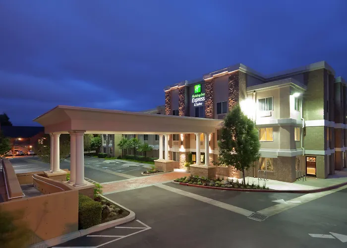 Boutique hotel only: Holiday Inn Express Hotel & Suites Livermore By Ihg