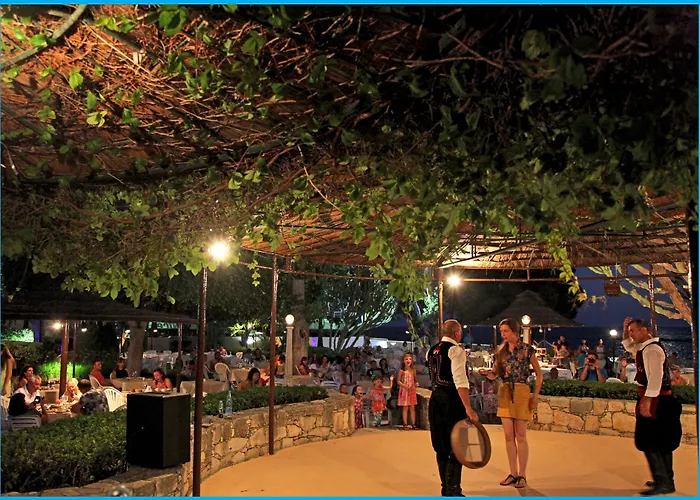 Jacuzzi-Hotel: Poseidonia Beach Hotel