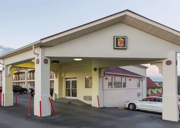 Super 8 By Wyndham Antioch/Nashville South East