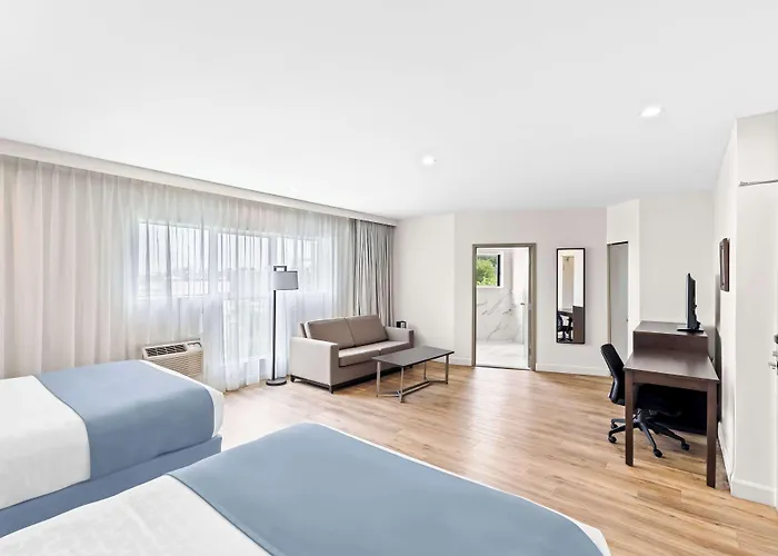 Best Western Plus Montreal East