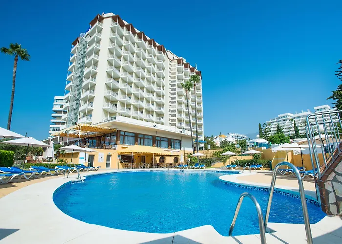 Hotel Ping Pong: Hotel Monarque Torreblanca
