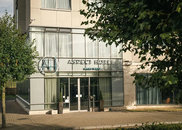 Aspect Hotel Park West