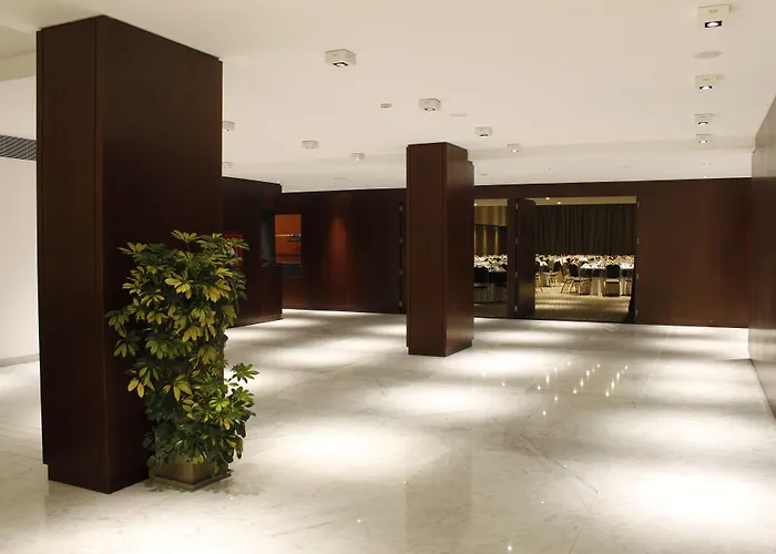 Ros Tower Hotel
