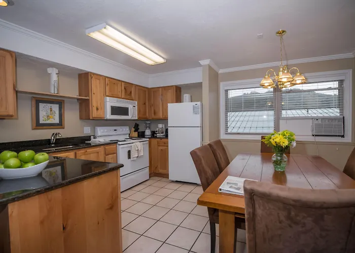 Sweetwater Lift Lodge