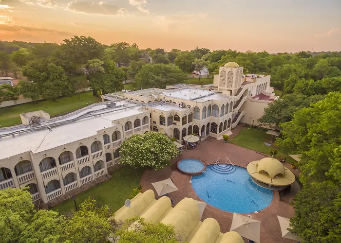 Victoria Falls Rainbow Hotel