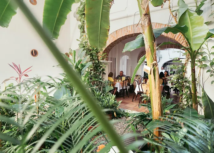 Alfiz Hotel