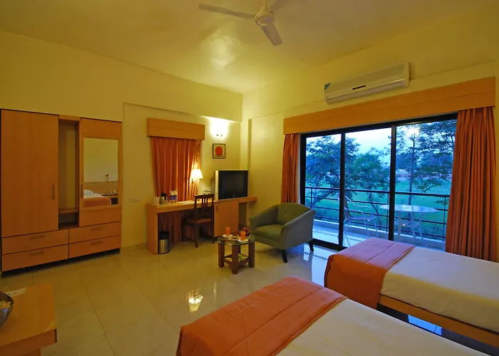 Airport Hotel: 