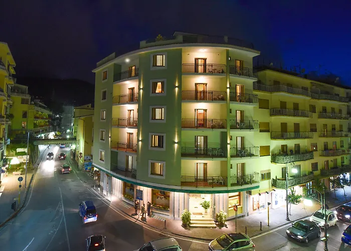 Albergo centrale: Hotel Tourist