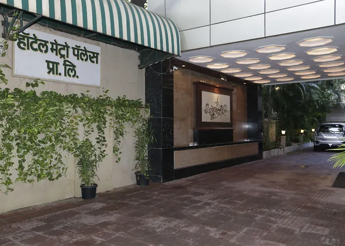 Hotel Metro Palace Bandra