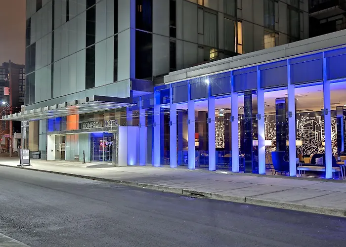 5 star hotel: 1 Hotel Toronto