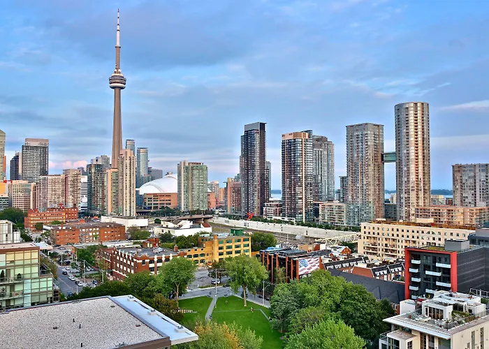 5 star hotel: 1 Hotel Toronto