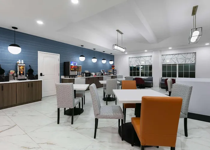 La Quinta Inn & Suites By Wyndham Ft Worth-Burleson