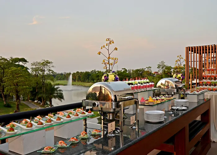 Summit Windmill Golf Suite Hotel At Suvarnabhumi