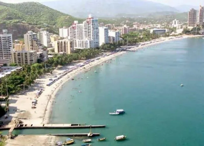 Resort: Hotel Bahia Blanca Santa Marta Frente Al Mar