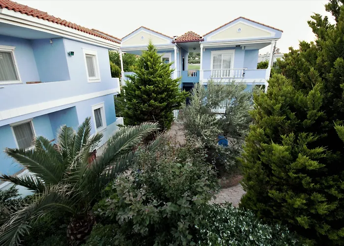 Cundavilla Hotel & Suites