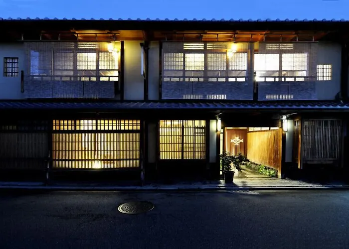Izuyasu Traditional Kyoto Inn Serving Kyoto Cuisine