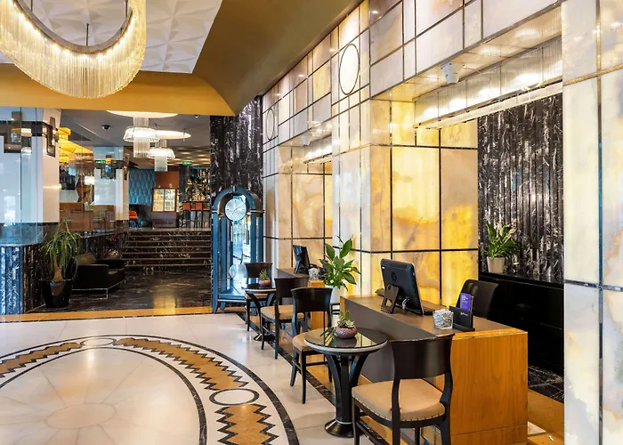  Radisson Blu Istanbul Pera