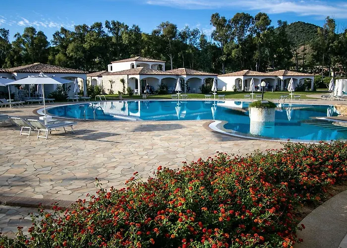 Limone Beach Resort