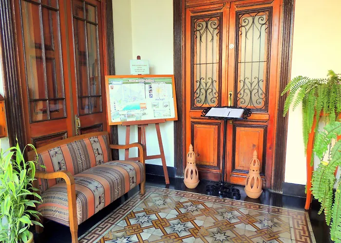 Lima Wari Boutique