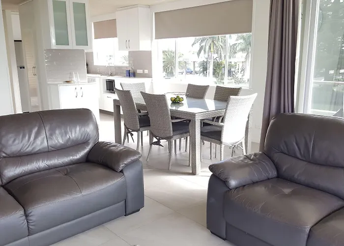 Wyuna Beachfront Holiday Apartments