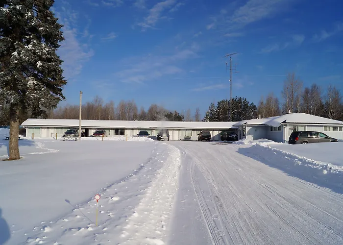 Motel: Robyn'S Motel