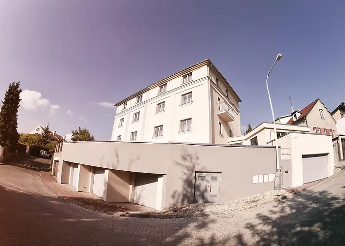 Gästehaus: Villa Na Vinici