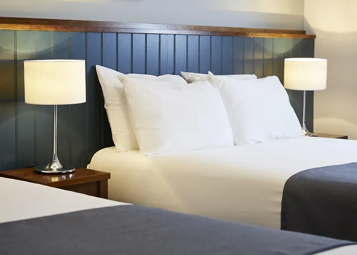 Cheap hotels Spyglass & Kettle By Greene King Inns