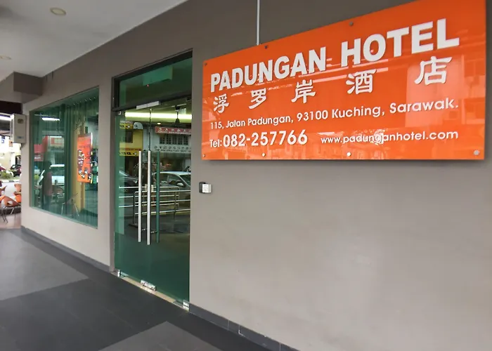 Padungan Hotel