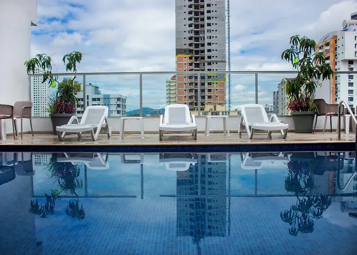 Ramada By Wyndham Panama Via Argentina