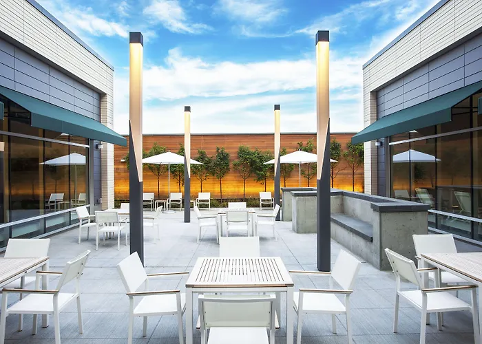 3 SterneHotel Element Boston Seaport District