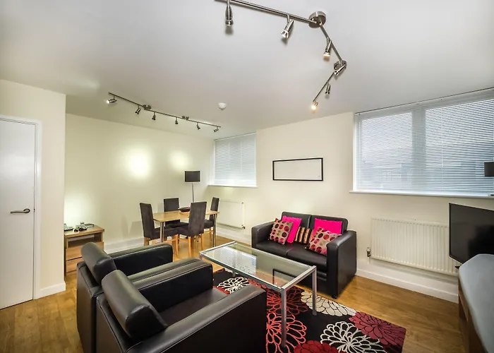 Resort: Lse Carr-Saunders Hall