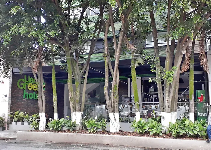 Cheap hotel: Lleras Green Hotel