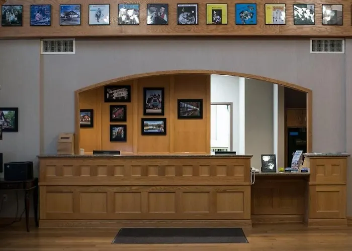 Marv Herzog Hotel