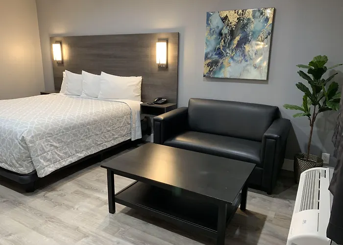 Sakura Inn (Adults Only)