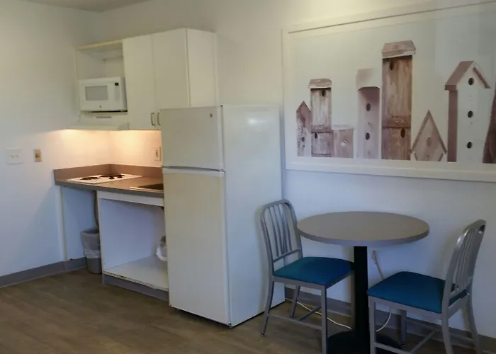 Intown Suites Extended Stay San Antonio Tx - Airport