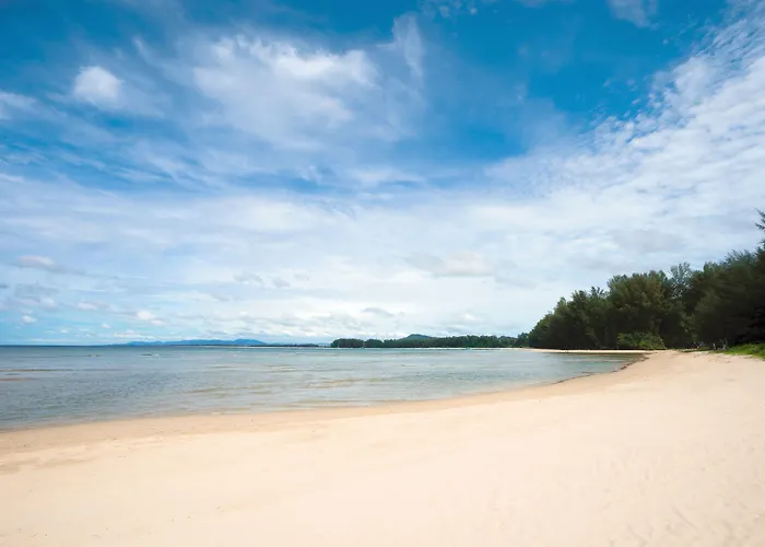 Phuket Marriott And Spa, Beach