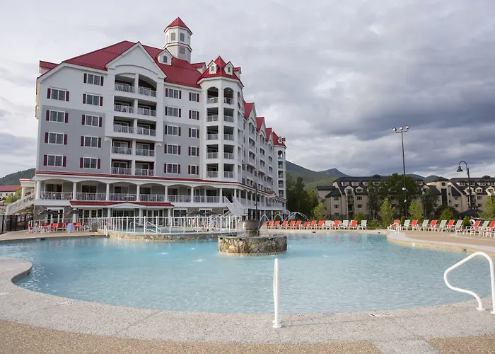 Jacuzzi hotel: Riverwalk Resort At Loon Mountain