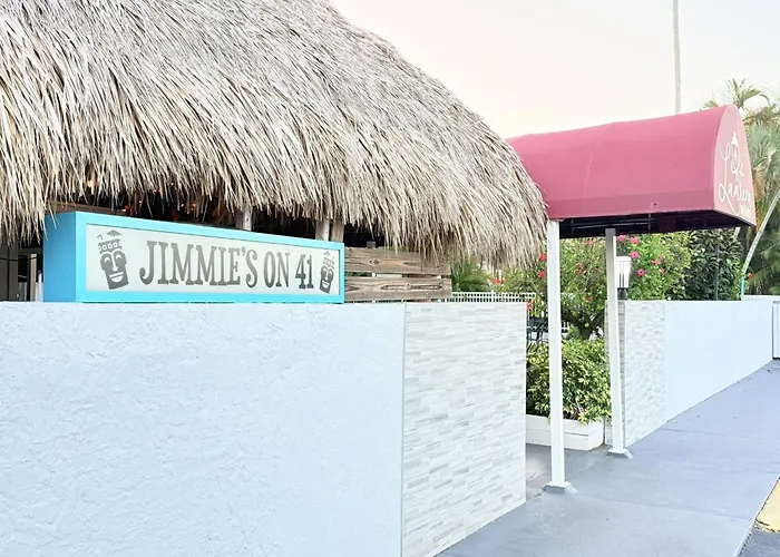 Resorts Guide Lantern Inn & Suites - Sarasota