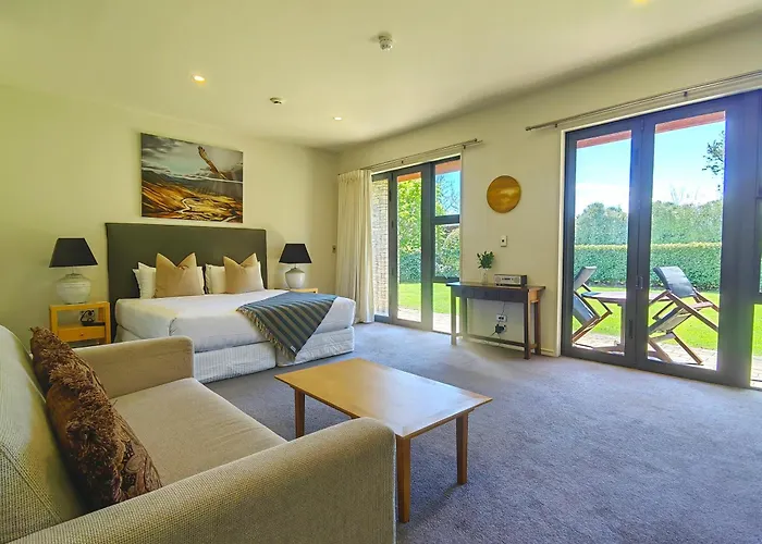 Pool Villa: Lime Tree Lodge