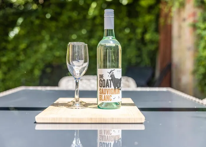 Stonehenge Retreat