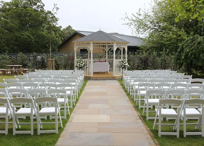 4 star hotel: Yarrow Hotel