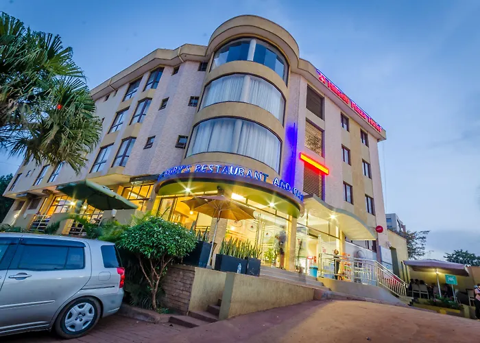 4 star hotel: Hillside Plaza Hotel