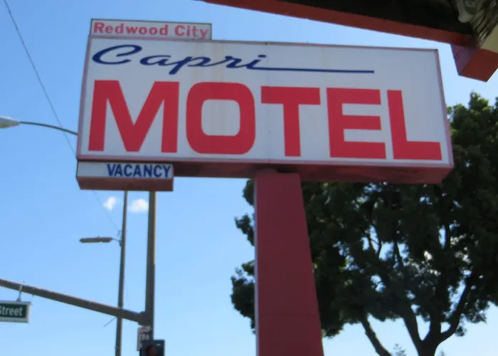 Capri Motel