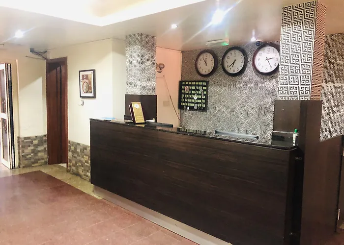 Silver Grandeur Hotel