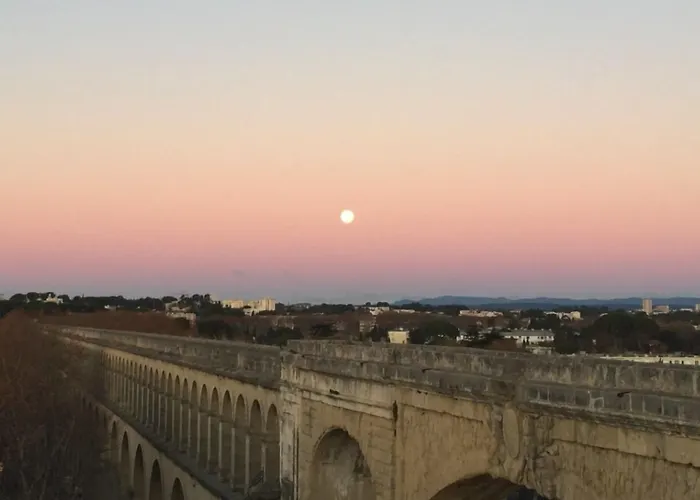 Airport Hotel: Les 4 Etoiles