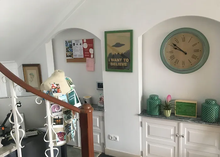 Hotel de pingue-pongue: Azen Cool House