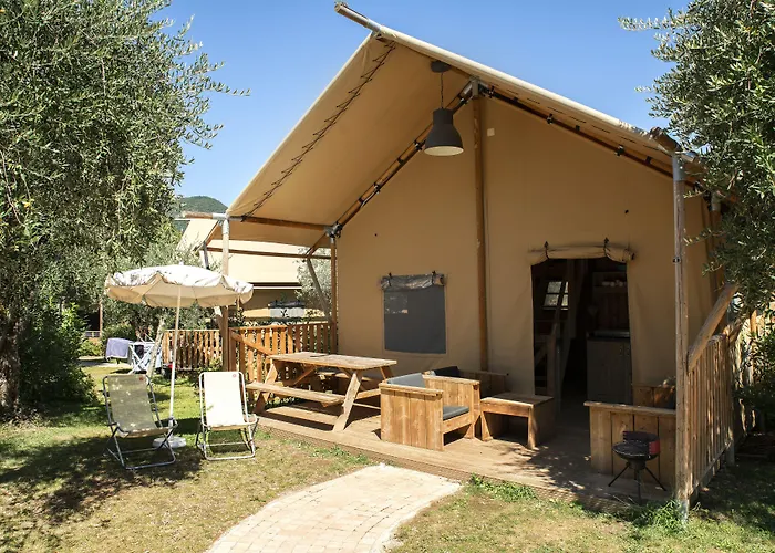 Weekend Glamping Resort