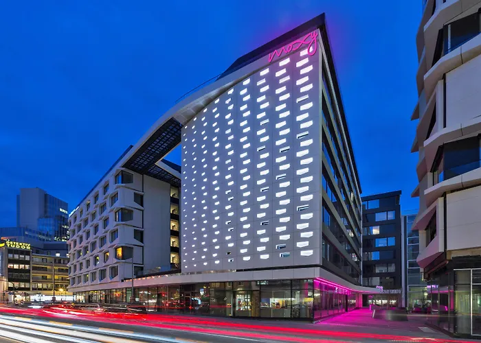 Moxy Frankfurt City Center