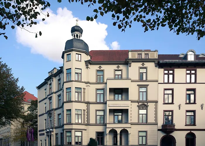 Hotel with pool: Mercure Hotel Hannover City