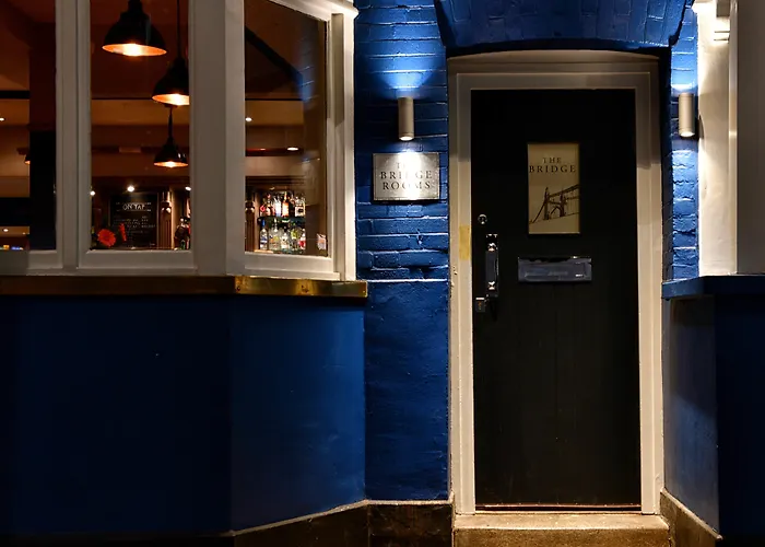 B&B: The Bridge Pub & Rooms